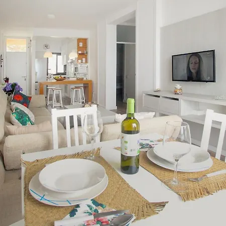 Apartment 2 Bedroom In Siboralos Los Silos